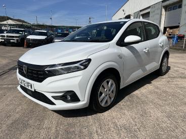 SPOTICAR Dacia Sandero 1.0 Tce Comfort Euro 6 (s/s) 5dr Used Car - City Car Petrol White - Pontypridd - 1200593370_3