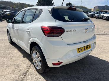 SPOTICAR Dacia Sandero 1.0 Tce Comfort Euro 6 (s/s) 5dr Used Car - City Car Petrol White - Pontypridd - 1200593370_5