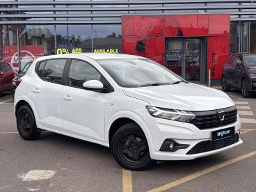 SPOTICAR Dacia Sandero 1.0 Tce Comfort Euro 6 (s/s) 5dr Used Car - City Car Petrol White - Romford - 1200597315_1