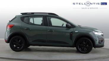 SPOTICAR Dacia Sandero 1.0 Tce Extreme Euro 6 (s/s) 5dr Used Car - City Car Petrol Green - Birmingham - 1200598885_4