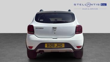 SPOTICAR Dacia Sandero 0.9 Tce Essential Euro 6 (s/s) 5dr Used Car - City Car Petrol White - Redditch - 1200605276_4
