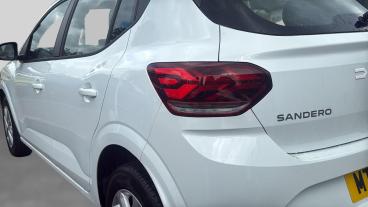 SPOTICAR Dacia Sandero 1.0 Tce Expression Euro 6 (s/s) 5dr Used Car - City Car Petrol White - Sale - 1200607114_5