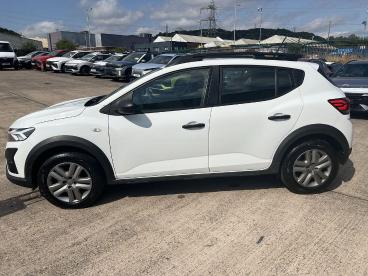 SPOTICAR Dacia Sandero 1.0 Tce Essential Euro 6 (s/s) 5dr Used Car - City Car Petrol White - Pontypridd - 1200620547_4