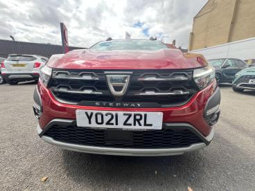 SPOTICAR Dacia Sandero 1.0 Tce Comfort Euro 6 (s/s) 5dr Used Car - City Car Petrol Red - Malton - 1200621241_3