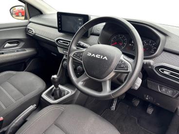 SPOTICAR Dacia Sandero 1.0 Tce Bi-fuel Expression Euro 6 (s/s) 5dr Used Car - City Car  Grey - Cirencester - 1200621462_3