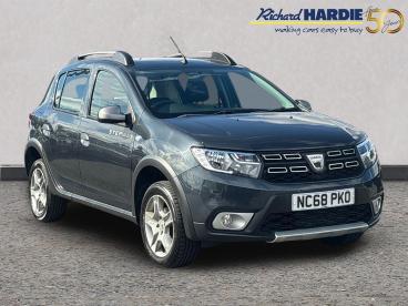 SPOTICAR Dacia Sandero 0.9 Tce Comfort Euro 6 (s/s) 5dr Used Car - City Car Petrol Grey - Wallsend - 1200629069_1