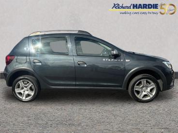 SPOTICAR Dacia Sandero 0.9 Tce Comfort Euro 6 (s/s) 5dr Used Car - City Car Petrol Grey - Wallsend - 1200629069_5