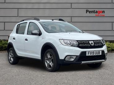 SPOTICAR Dacia Sandero 0.9 Tce Comfort Euro 6 (s/s) 5dr Used Car - City Car Petrol White - Lincoln - 1200632185_1
