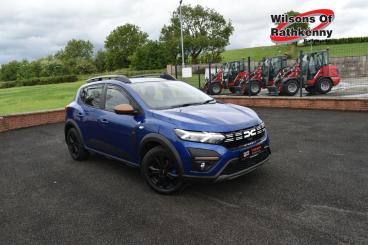 SPOTICAR Dacia Sandero 1.0 Tce Extreme Euro 6 (s/s) 5dr Used Car - City Car Petrol Blue - Ballymena County Antrim - 1200633925_1