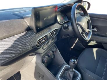 SPOTICAR Dacia Sandero 1.0 Tce Expression Euro 6 (s/s) 5dr Used Car - City Car Petrol White - Ashington - 1200642088_3