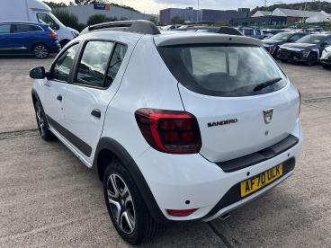 SPOTICAR Dacia Sandero 0.9 Tce Se Twenty Euro 6 (s/s) 5dr Used Car - City Car Petrol White - Pontypridd - 1200642394_5