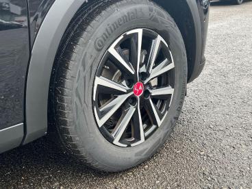 SPOTICAR Ds Ds 3 E-tense 54kwh Performance Line Auto 5dr (7.4kw Cha Used Car - City Car Electric Black - Swansea - 300458838_4