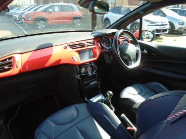 SPOTICAR Ds Ds 3 1.6 Bluehdi Ines De La Fressange Euro 6 (s/s) 3dr Used Car - City Car Diesel Blue - Southampton - 1200527579_2