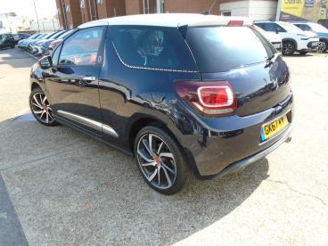 SPOTICAR Ds Ds 3 1.6 Bluehdi Ines De La Fressange Euro 6 (s/s) 3dr Used Car - City Car Diesel Blue - Southampton - 1200527579_3