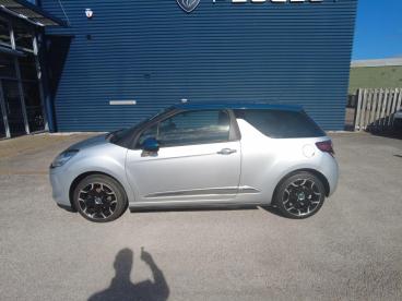 SPOTICAR Ds Ds 3 1.6 Bluehdi Elegance Euro 6 (s/s) 3dr Used Car - City Car Diesel Silver - Barrow In Furness - 1200540060_5