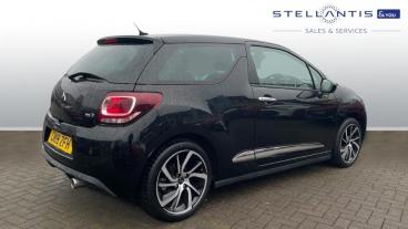 SPOTICAR Ds Ds 3 1.2 Puretech Black Lezard Euro 6 (s/s) 3dr Used Car - City Car Petrol Black - Newport - 1200564942_3