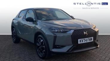 SPOTICAR Ds Ds 3 1.2 Puretech Opera Eat8 Euro 6 (s/s) 5dr Used Car - City Car Petrol  - Redditch - 1200567281_1