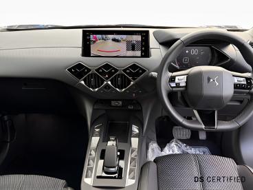 DS CERTIFIED Ds Ds 3 E-tense 54kwh Pallas Auto 5dr Used car certified - Hatchback Electric  - Birmingham - 581414_4