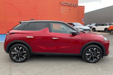 DS CERTIFIED Ds Ds 3 E-tense 54kwh Opera Auto 5dr Used car certified - Hatchback Electric Red - Exeter - 592532_2