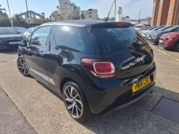 SPOTICAR Ds Ds 3 1.2 Puretech Black Lezard Euro 6 (s/s) 3dr Used Car - City Car Petrol Black - Southampton - 1200613884_3