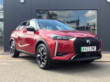 SPOTICAR Ds Ds 3 E-tense 54kwh Opera Auto 5dr Used Car - City Car Electric Red - Northampton - 1200618065_1