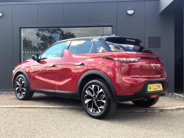 SPOTICAR Ds Ds 3 E-tense 54kwh Opera Auto 5dr Used Car - City Car Electric Red - Northampton - 1200618065_3