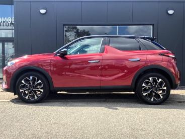 SPOTICAR Ds Ds 3 E-tense 54kwh Opera Auto 5dr Used Car - City Car Electric Red - Northampton - 1200618065_5