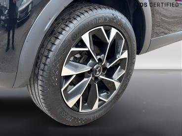 SPOTICAR Ds Ds 3 1.2 Puretech Rivoli Eat8 Euro 6 (s/s) 5dr Used Car - City Car Petrol Black - Swansea - 300633819_4