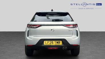 SPOTICAR Ds Ds 3 1.2 Hybrid Mhev Etoile E-dsc Euro 6 (s/s) 5dr Used Car - City Car Hybrid White - Stockport - 1200635464_4