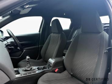 SPOTICAR Ds Ds 3 Crossback 1.2 Puretech Elegance Crossback Euro 6 (s/s) 5dr Used Car - Suv Petrol Grey - Carlisle - 300556034_4