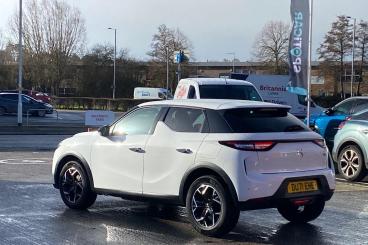 SPOTICAR Ds Ds 3 Crossback 1.2 Puretech Prestige Crossback Euro 6 (s/s) 5dr Used Car - Suv Petrol White - Exeter - 300575046_5