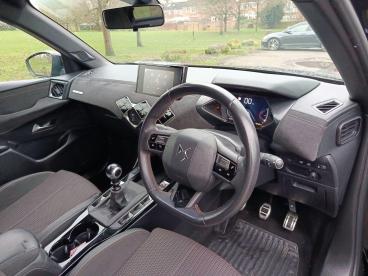 SPOTICAR Ds Ds 3 Crossback 1.2 Puretech Performance Line Crossback Euro 6 (s/ Used Car - Suv Petrol Black - Aylesbury - 1200575632_5