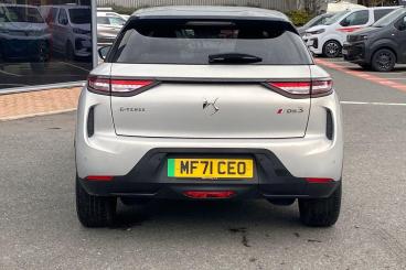 DS CERTIFIED Ds Ds 3 Crossback E-tense 50kwh Performance Line Crossback Auto 5dr Used car certified - Suv Electric White - Exeter - 581182_4