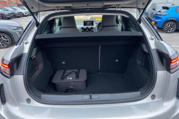 SPOTICAR Ds Ds 3 Crossback E-tense 50kwh Bastille Crossback Auto 5dr Used Car - Suv Electric White - Newark On Trent - 1200584303_5