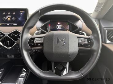 DS CERTIFIED Ds Ds 3 Crossback 1.2 Puretech Prestige Crossback Eat8 Euro 6 (s/s) Used car certified - Suv Petrol Red - Carlisle - 585814_3