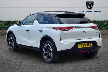 SPOTICAR Ds Ds 3 Crossback 1.2 Puretech Prestige Crossback Eat8 Euro 6 (s/s) Used Car - Suv Petrol White - Newark On Trent - 1200591145_3