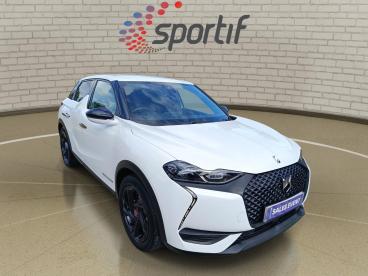 SPOTICAR Ds Ds 3 Crossback E-tense 50kwh Performance Line + Crossback Auto 5d Used Car - Suv Electric White - Aylesbury - 1200621392_1