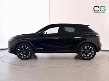 SPOTICAR Ds Ds 3 Crossback 1.2 Puretech Louvre Crossback Eat8 Euro 6 (s/s) 5d Used Car - Suv Petrol Black - Croxdale - 1200640792_4