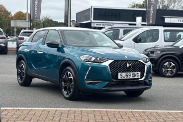 SPOTICAR Ds Ds 3 Crossback 1.2 Puretech Prestige Crossback Eat8 Euro 6 (s/s) Used Car - Suv Petrol Blue - Exeter - 1200641987_1