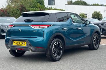 SPOTICAR Ds Ds 3 Crossback 1.2 Puretech Prestige Crossback Eat8 Euro 6 (s/s) Used Car - Suv Petrol Blue - Exeter - 1200641987_3