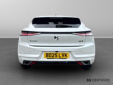 DS CERTIFIED Ds Ds 4 1.6 E-tense 12.4kwh Performance Line Eat8 Euro 6 ( Used car certified - Hatchback Plug-in Hybrid White - Birmingham - 512117_4
