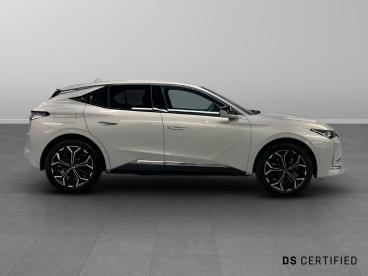 SPOTICAR Ds Ds 4 1.6 E-tense 12.4kwh Rivoli Eat8 Euro 6 (s/s) 5dr Used Car - Hatchback Plug-in Hybrid White - London - 300549614_2