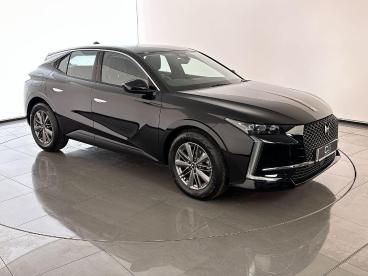 SPOTICAR Ds Ds 4 1.2 Puretech Bastille + Eat8 Euro 6 (s/s) 5dr Used Car - Hatchback Petrol Black - Croxdale - 300553381_1