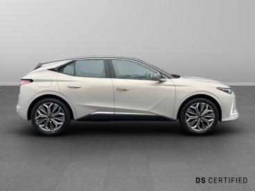DS CERTIFIED Ds Ds 4 1.6 E-tense 12.4kwh Trocadero Eat8 Euro 6 (s/s) 5d Used car certified - Hatchback Plug-in Hybrid White - Leicester - 555234_2