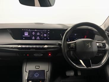 SPOTICAR Ds Ds 4 1.2 Puretech Trocadero Eat8 Euro 6 (s/s) 5dr Used Car - Hatchback Petrol White - London - 300560174_4