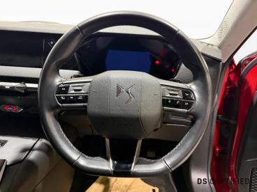DS CERTIFIED Ds Ds 4 1.5 Bluehdi Cross Trocadero Eat8 Euro 6 (s/s) 5dr Used car certified - Hatchback Diesel Red - Carlisle - 571933_3