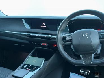 DS CERTIFIED Ds Ds 4 1.6 E-tense 12.4kwh Performance Line + Eat8 Euro 6 Used car certified - Hatchback Plug-in Hybrid Black - Romford - 573104_5