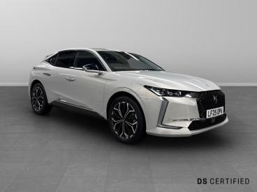 DS CERTIFIED Ds Ds 4 1.6 E-tense 12.4kwh Rivoli Eat8 Euro 6 (s/s) 5dr Used car certified - Hatchback Plug-in Hybrid White - London - 577004_1