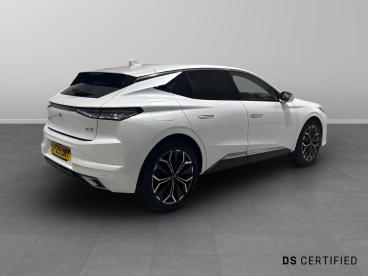 SPOTICAR Ds Ds 4 1.6 E-tense 12.4kwh Rivoli Eat8 Euro 6 (s/s) 5dr Used Car - Hatchback Plug-in Hybrid White - London - 300577400_3