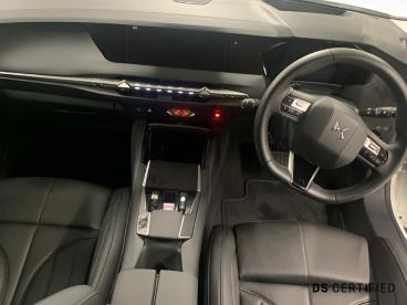 DS CERTIFIED Ds Ds 4 1.6 E-tense 12.4kwh Rivoli Eat8 Euro 6 (s/s) 5dr Used car certified - Hatchback Plug-in Hybrid White - London - 585493_4